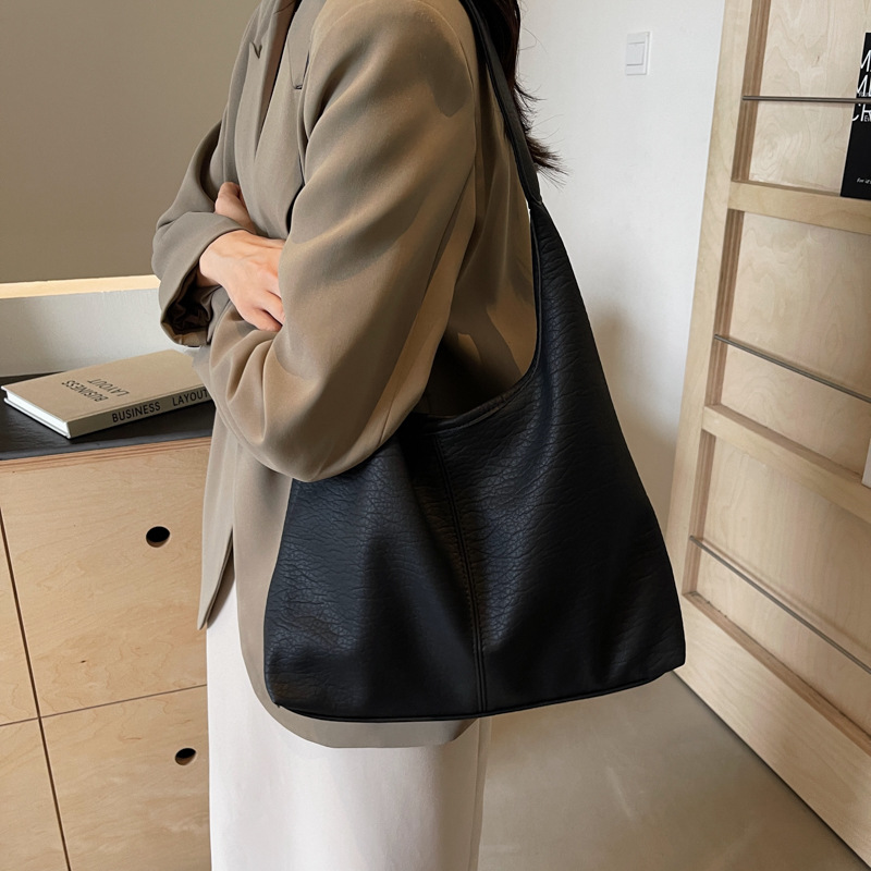 Large-capacity women's bag, 2025 new style, high-end soft leather underarm single-shoulder bun, mother commuting tote bag Specification drawing