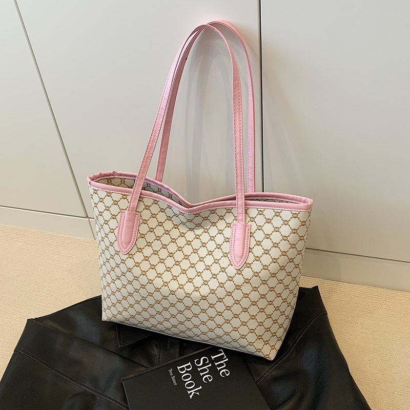 New Spring 2025 simple, fashionable, large-capacity, trendy commuting, large-capacity hand-held shoulder tote bag for women full figure
