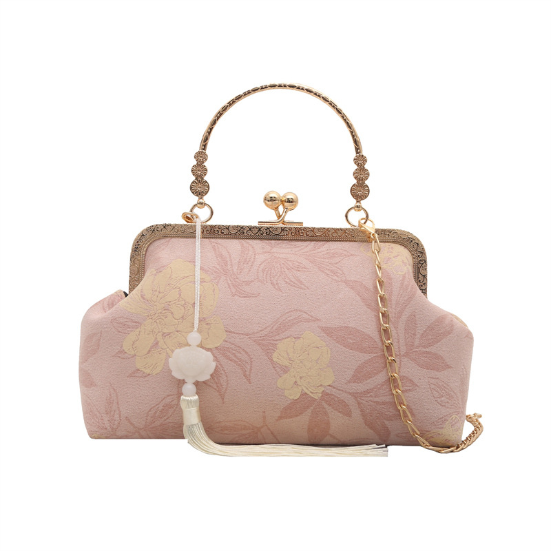 Butterfly Love Flower Small Square Bag 2025 New Style chain handbag crossbody bag Ethnic style socialite banquet bag Item Picture