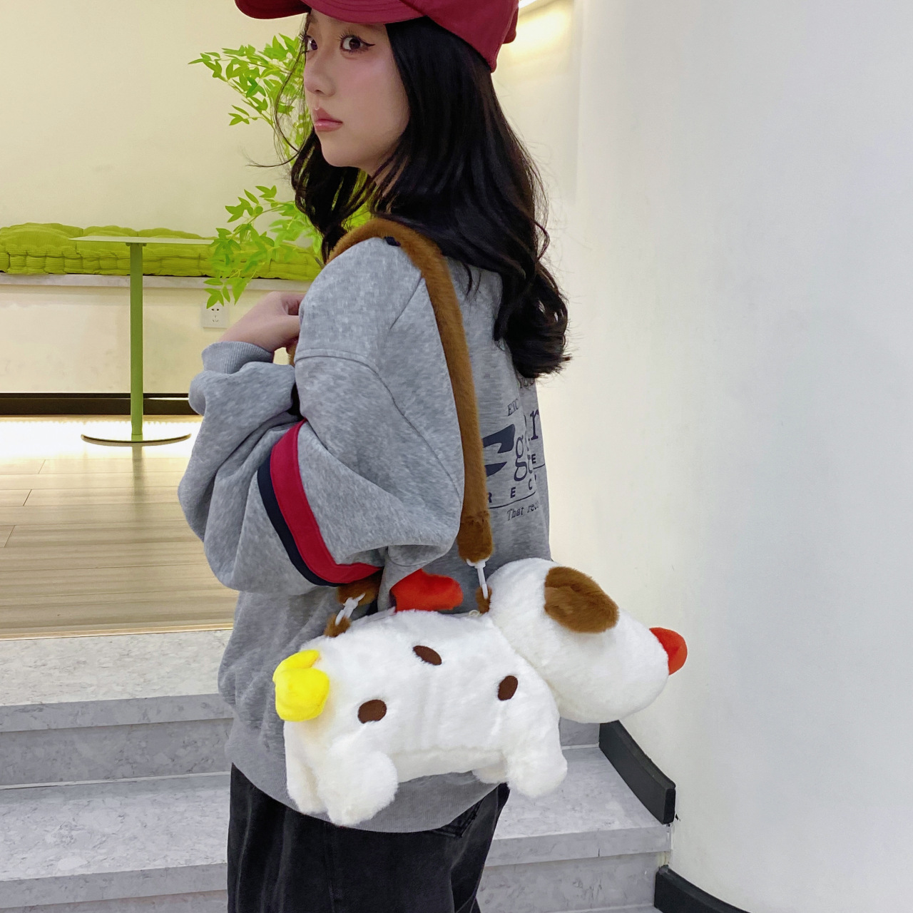 New cartoon spring grid single-shoulder hand-carry crossbody bag, large capacity birthday gift, claw machine doll exchange wholesale Specification drawing
