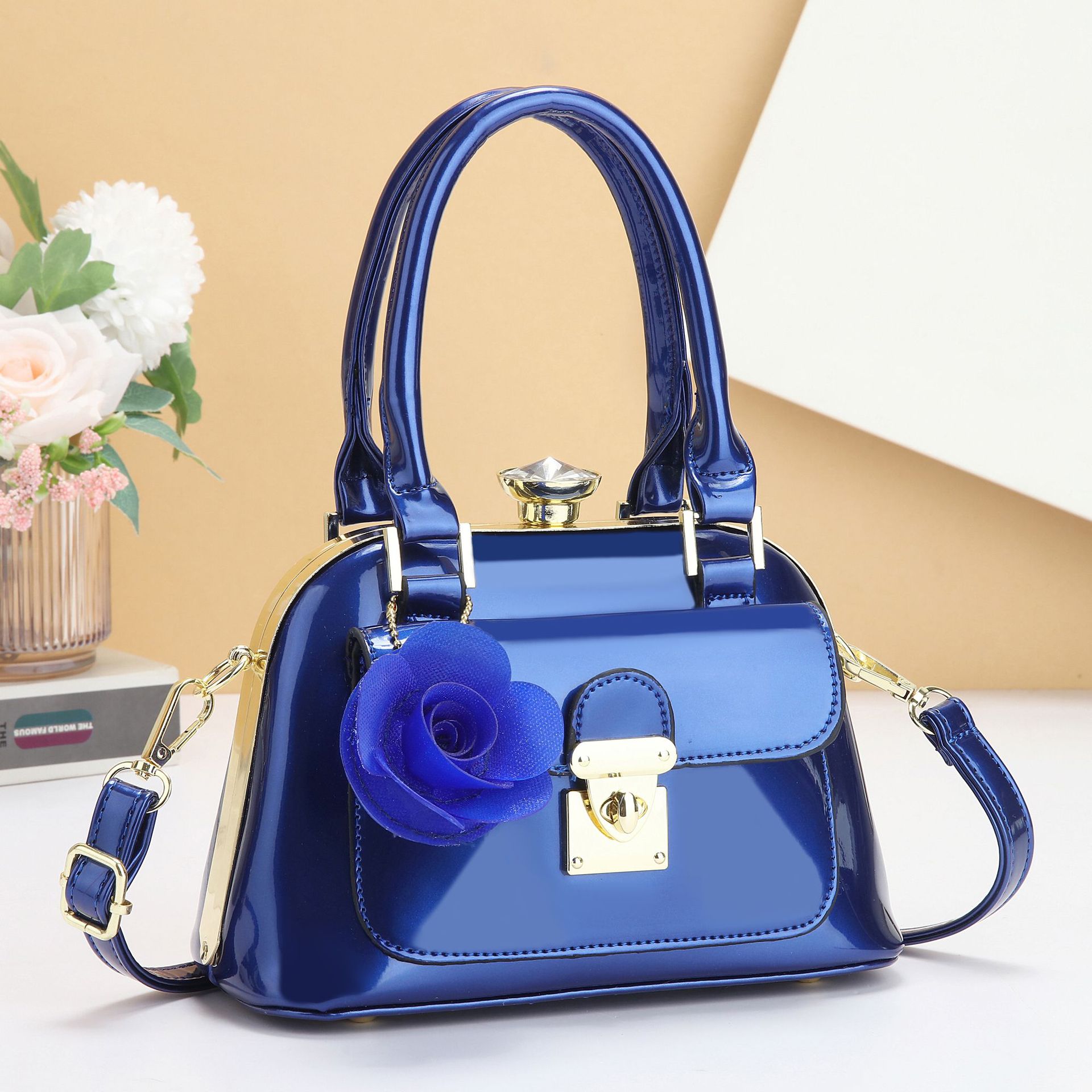 Patent leather women's bag 2025, exquisite noble lady's single-shoulder bag, crossbody bag, new Korean style, versatile and elegant shiny leather handbag details Picture