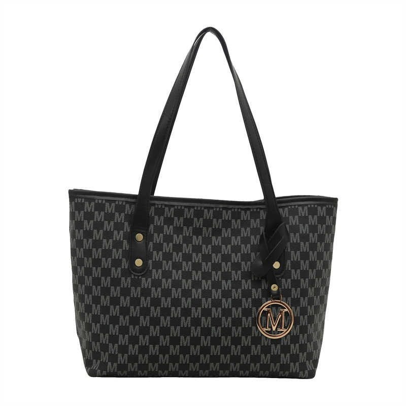 "Commuter Tote bag for Women 2025 New Spring Niche Fashion single-shoulder bag with large capacity handbag. Item Picture