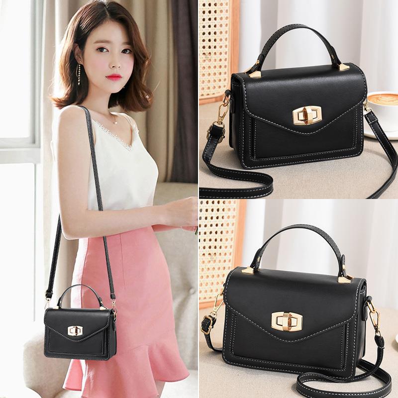 Live-streaming recommendation: 2023 New trendy Korean-style printed crossbody bag, single-shoulder women's small square bag full figure