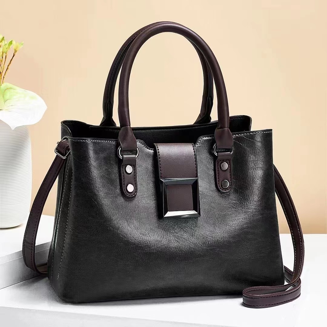 Retro handbag, women's bag, 2021 fashionable new bag, Korean version, large-capacity multi-layer PU leather single-shoulder crossbody bag full figure