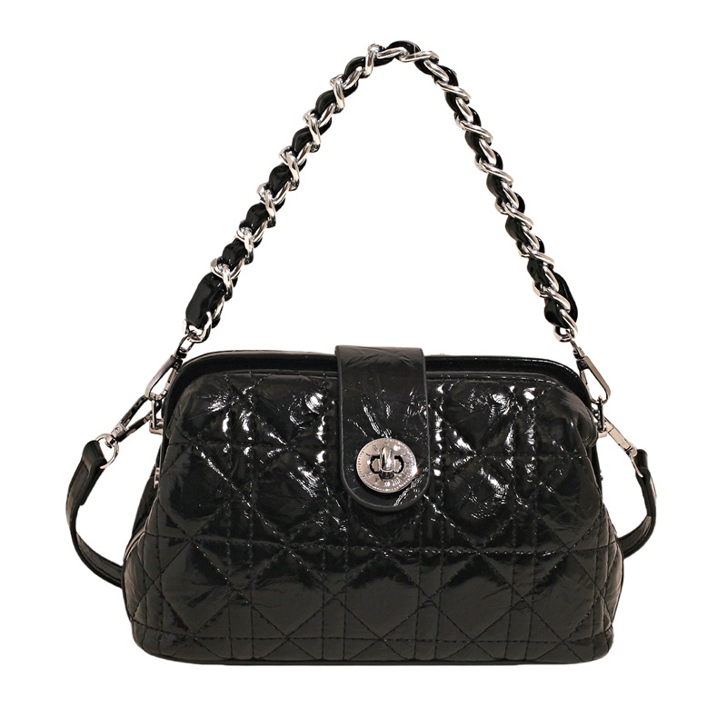High-end diamond-shaped small chanel-style chain underarm bag 2025 new style fashionable mini exquisite versatile single-shoulder crossbody bag Item Picture