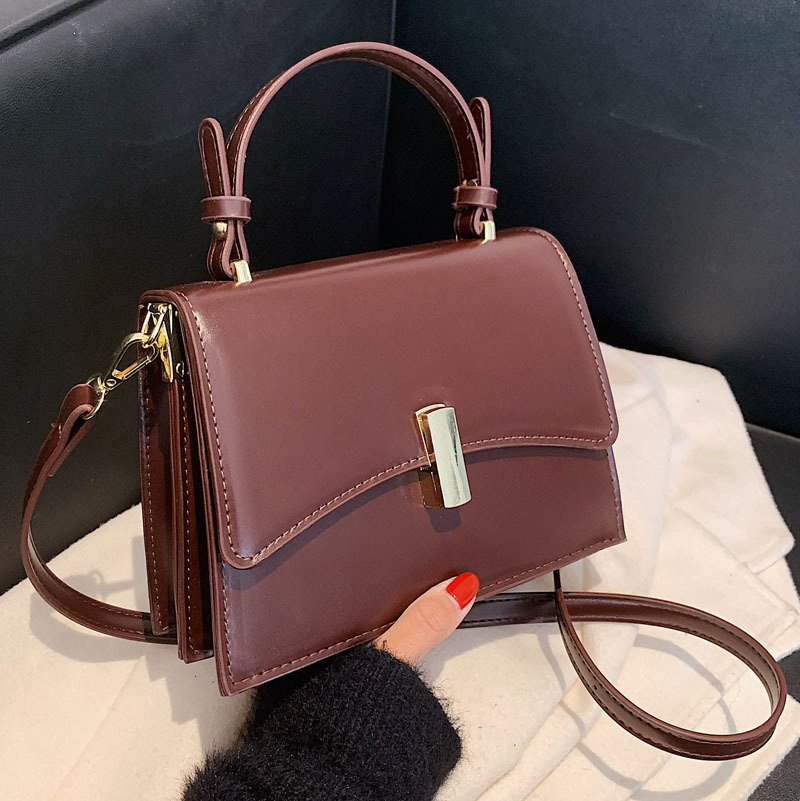 French niche, fashionable and stylish hand-held small square bag, a popular 2025 new spring women's single-shoulder crossbody underarm bag details Picture