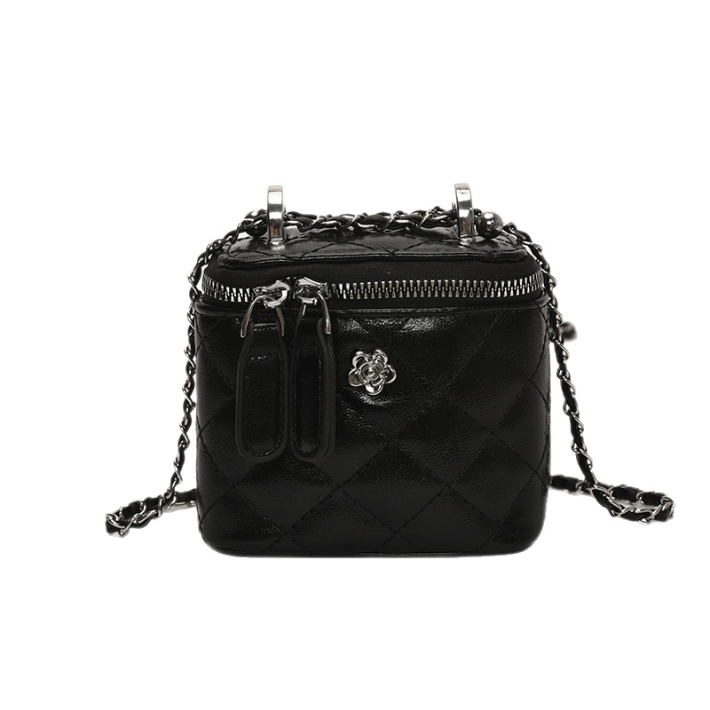 Cross-border 2025 New style fashionable and high-end small Chanel style box bag, a versatile single-shoulder crossbody bag for casual commuting Item Picture