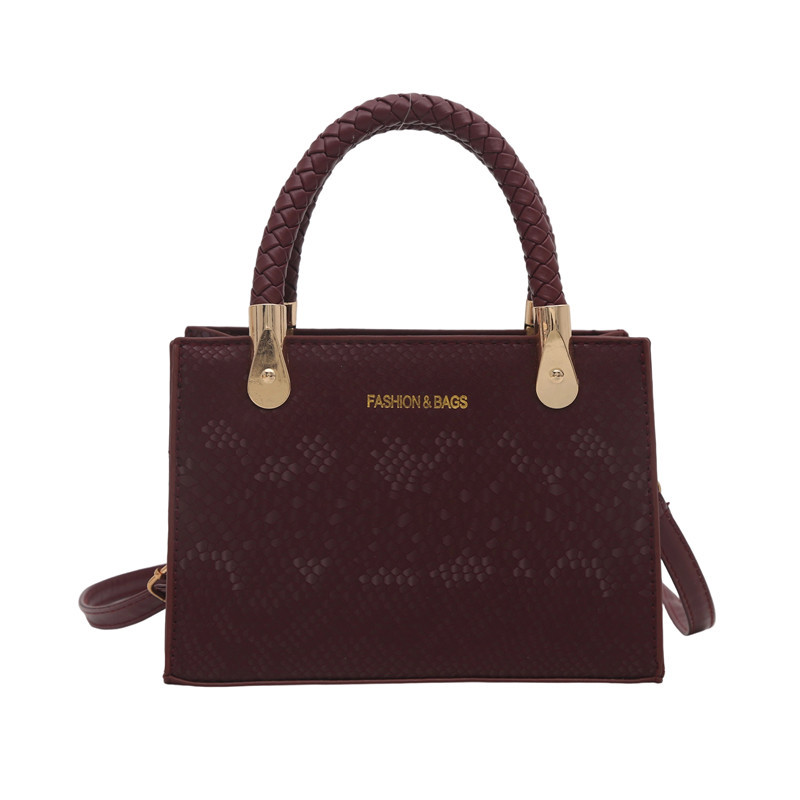 This is a new Spring/Summer 2025 Korean-style fashionable and trendy small square bag with a simple and casual texture. It is a crossbody bag Item Picture