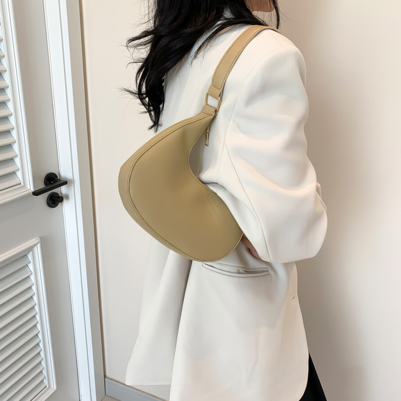 French niche design women's bag, versatile solid color 2024 new trendy crescent bag, high-end single-shoulder armpit bag Specification drawing