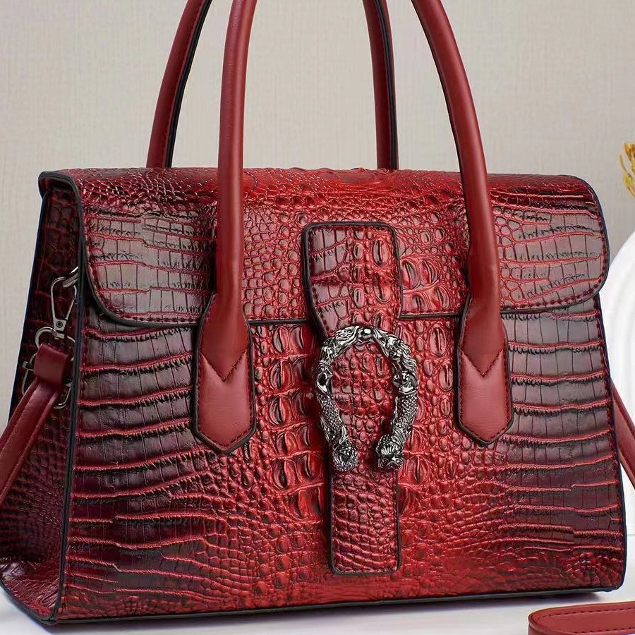 High-end and fashionable cross-border crocodile pattern handbag, 2024 new style fashionable women's bag, large capacity, versatile, single-shoulder crossbody bag full figure