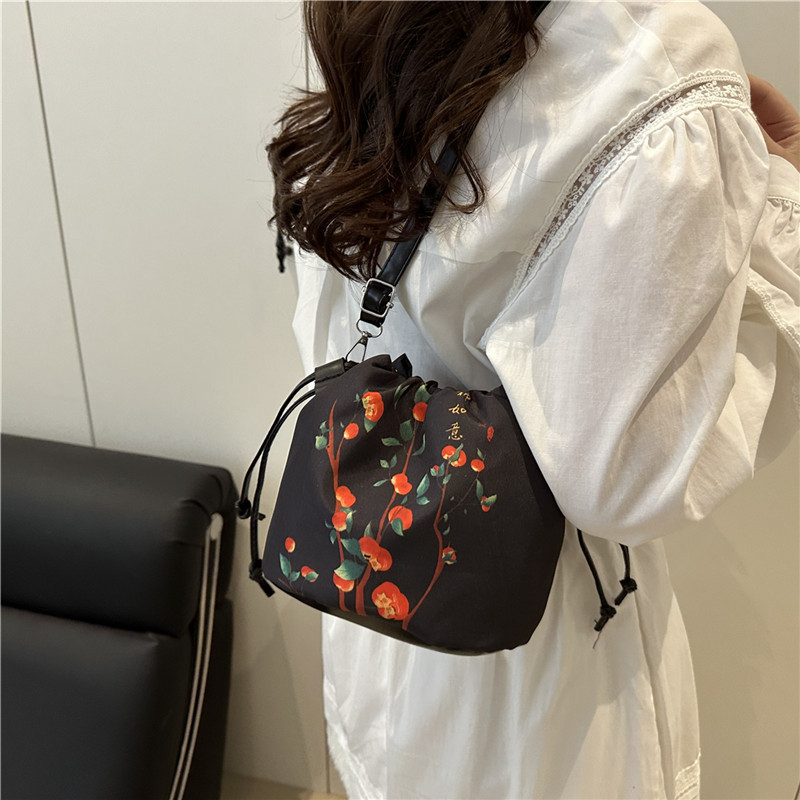 2025 New style coin purse, new Chinese-style pleated bag, hand-held crossbody drawstring bag, lucky bag, mobile phone portable bag details Picture