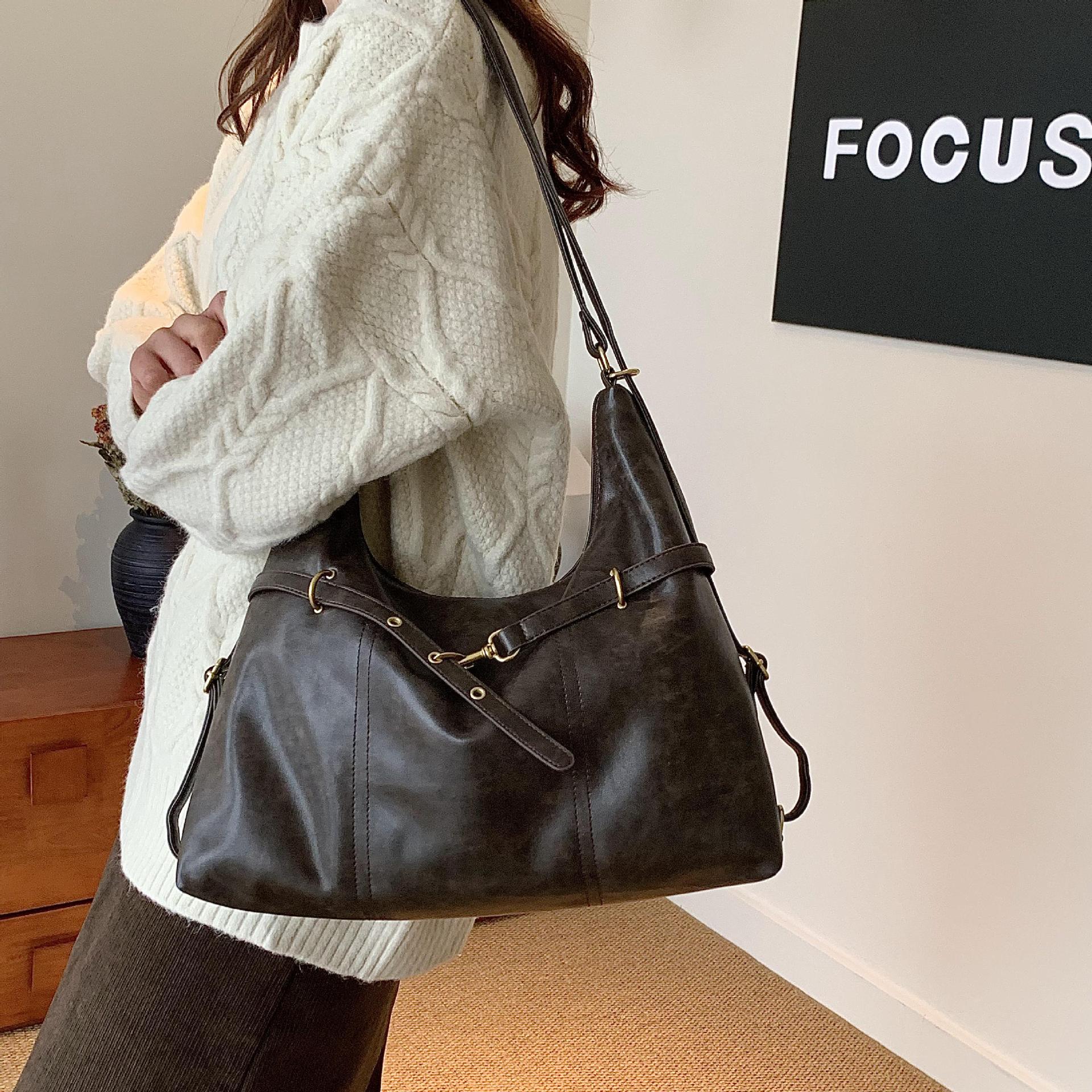 High-end retro large-capacity bag for women, 2024 new autumn and winter commuting backpack, single-shoulder tote bag Specification drawing