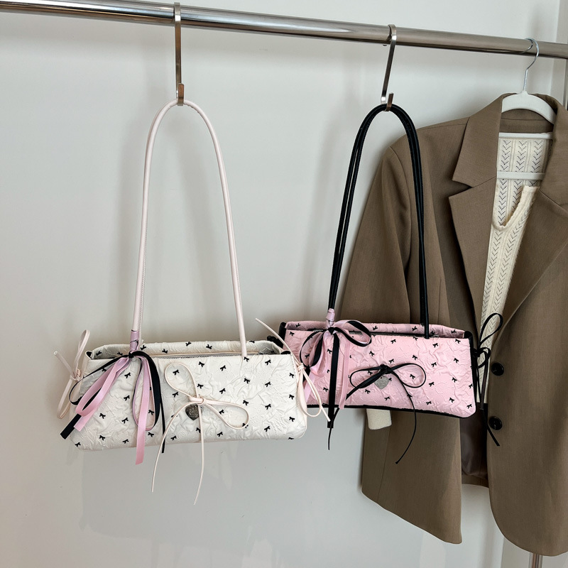 Sweet bucket bag for women, 2025 new summer bow single-shoulder bag, casual and versatile, hand-held small square bag Application Scenario