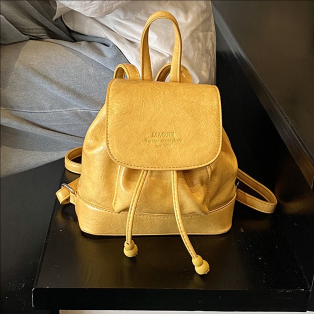Korean version niche design backpack for women 2025 New style, high-end and versatile hand-held bucket bag, practical travel backpack full figure