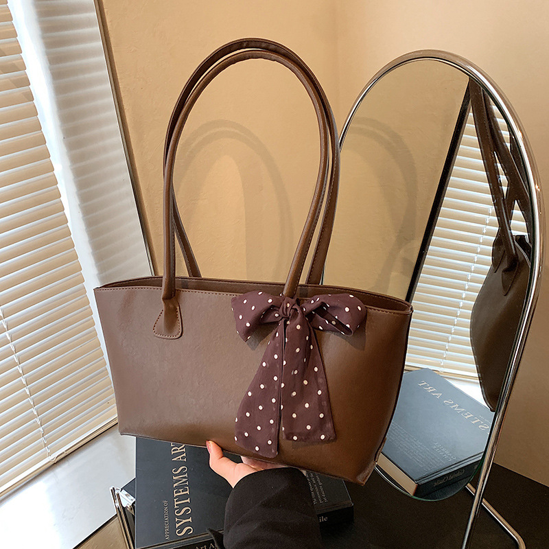 High-end retro texture, simple underarm bag, large-capacity women's 2024 new style, trendy, fashionable and versatile single-shoulder bag Specification drawing
