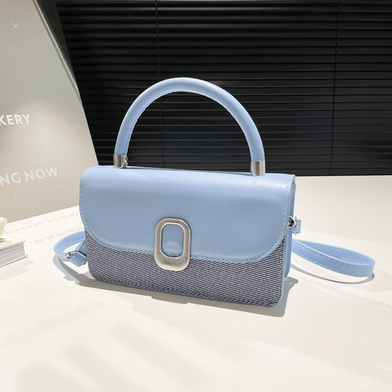 2025 New forest and cute style small bag, women's single-shoulder crossbody bag, stylish and stylish handbag, small square bag full figure
