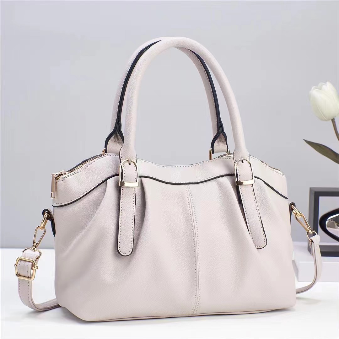 This is a new soft leather European and American fashion handbag, a simple crossbody bag, and a large-capacity single-shoulder bag for women in spring 2024 full figure