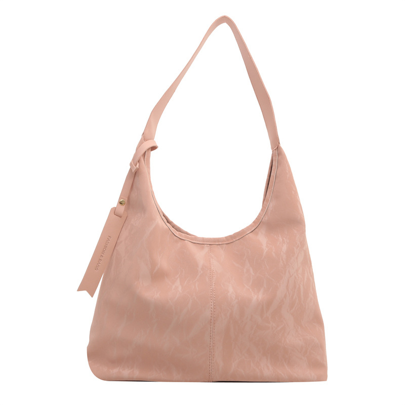 The new 2024 trendy, fashionable and simple underarm bag, large-capacity commuter bucket bag, casual and versatile, elegant single-shoulder bag Item Picture