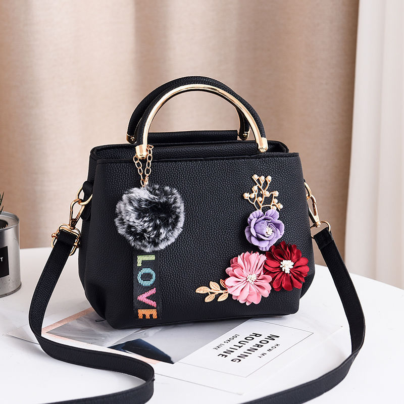 Simulated Flower girl small bag 2024 Korean version, fashionable and simple small square bag, trendy single-shoulder crossbody bag, mom's handbag details Picture