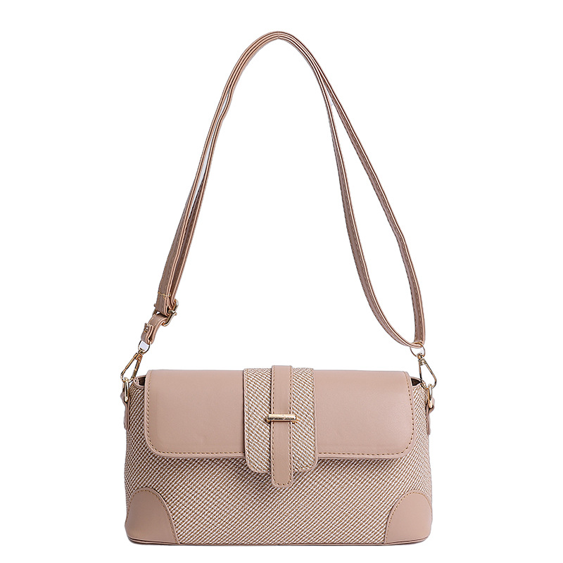 This year, the "Small Bag Women 2025 Summer New Korean-style crossbody Bag" is in vogue. It's a casual and fashionable underarm baguette single-shoulder bag Item Picture