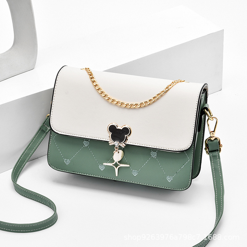 2022 New style small bag for women, fashionable chain, versatile and niche crossbody small square bag, one-piece consignment full figure
