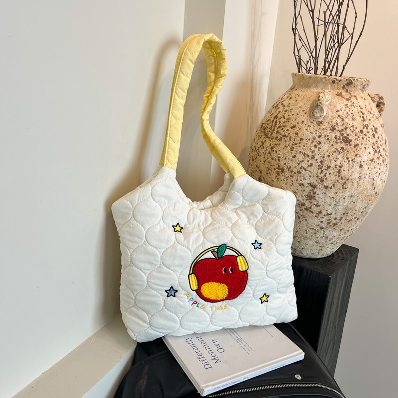 Korean cute cartoon Apple Tote bag 2025 new style trendy and fashionable large-capacity versatile hand-held armpit bag details Picture
