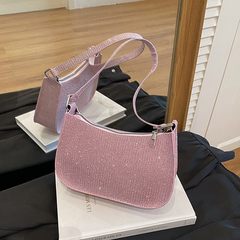 Solid color texture bag for women 2025 new baguette bag, retro hand-held underarm bag, stylish single-shoulder commuter bag for young women full figure