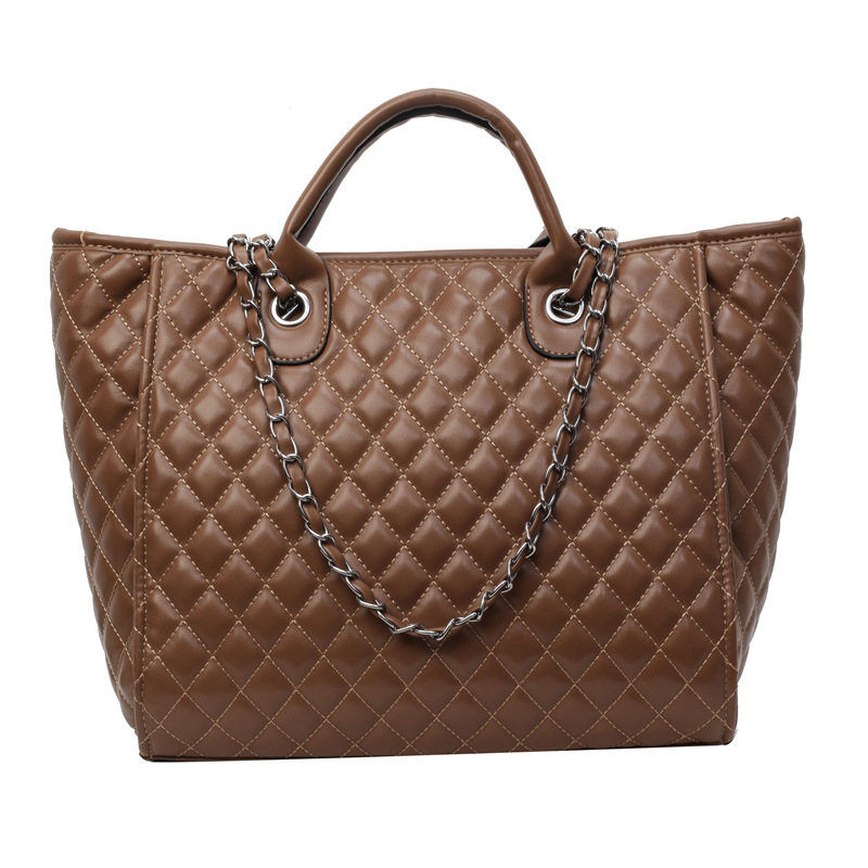 Diamond-shaped chain large bag for women 2024 solid color new trendy, versatile, large-capacity, stylish and fashionable single-shoulder handbag Item Picture