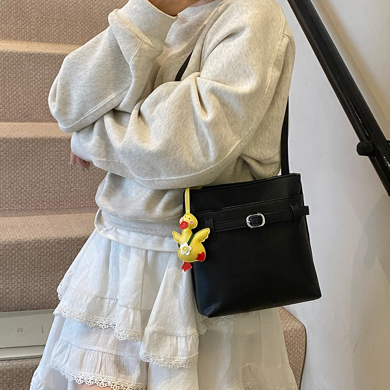 A high-end, stylish, and stylish small square bag with lychee pattern for women, a new 2025 fashion trend, versatile and simple single-shoulder crossbody bag Specification drawing