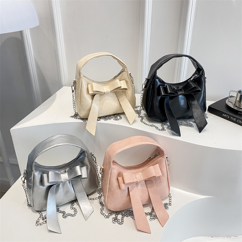 Dumpling Bag Women's 2025 New Style Trendy and fashionable bow, high-end hand-held bag, single-shoulder crossbody chain bag Application Scenario