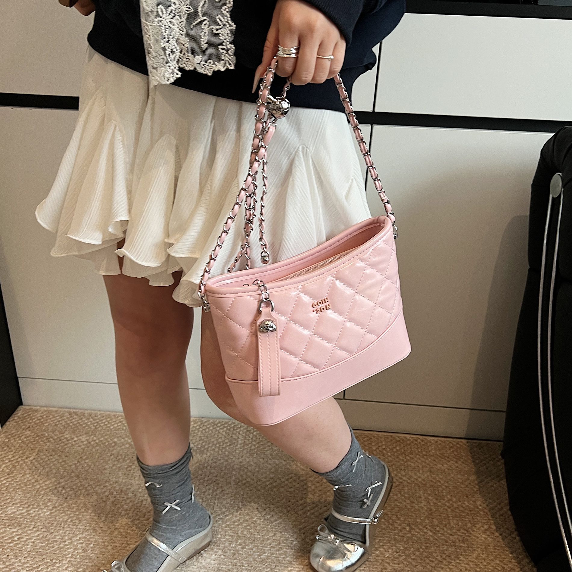 Large-capacity women's 2025 Spring/Summer new trendy diamond-shaped chain single-shoulder crossbody women's bag, versatile and simple underarm bag Specification drawing