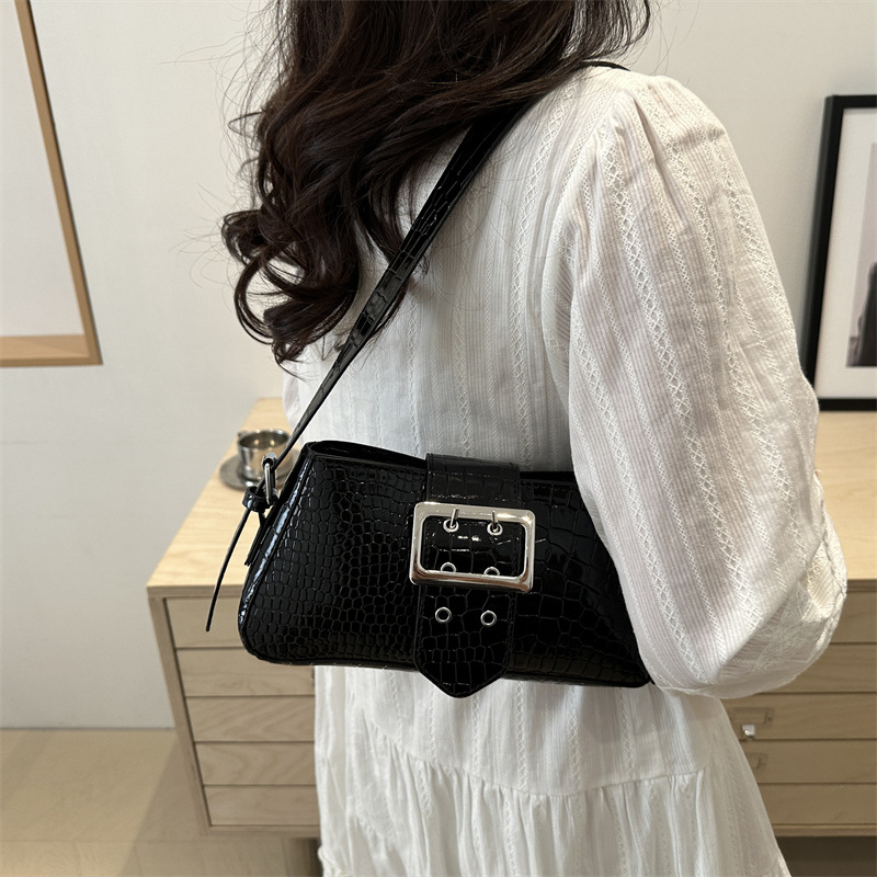 Niche and simple design small square bag 2025, a fresh and elegant women's bag, casual, fashionable and versatile single-shoulder bag, crossbody bag Specification drawing