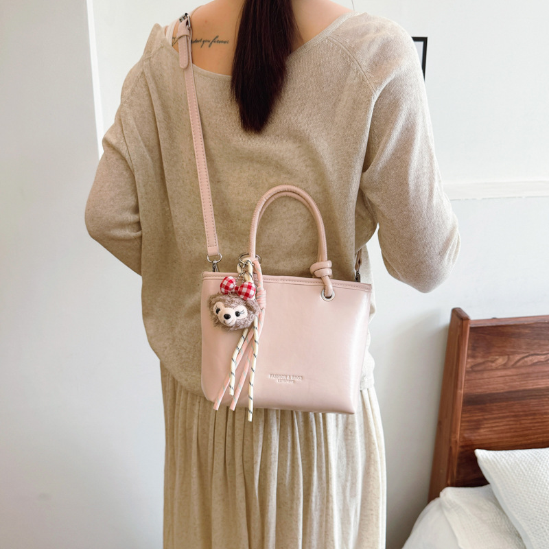 Korean high-end and stylish small bag 2025 new style, versatile and simple handbag, single-shoulder crossbody bag for work and commuting Specification drawing