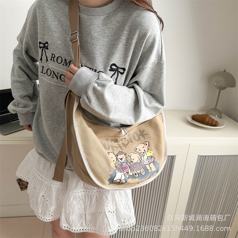 New bear crossbody dumpling bag, fashionable and trendy, college student commuting single-shoulder bag, casual bag wholesale Specification drawing