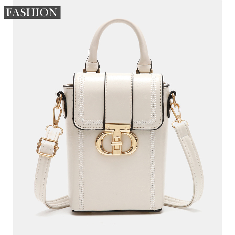 This is a popular and niche mini handbag for women, a new 2024 model with a high-end feel. It's a versatile crossbody phone case full figure