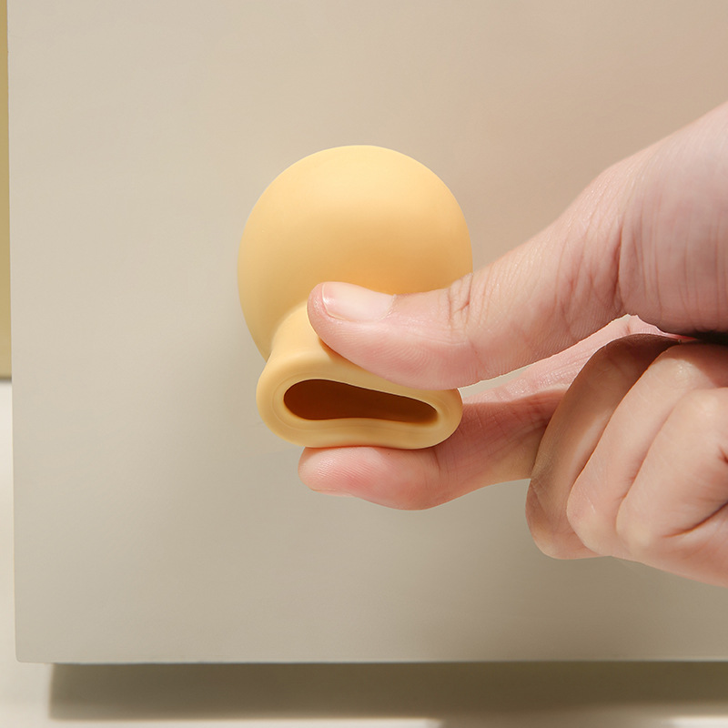 Door handle pad, silent cover, household anti-collision door stop sticker, silicone door stop, anti-collision wonder, new door stop without drilling Application Scenario