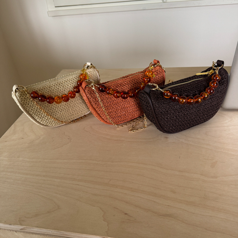 Commuting Dumpling Bag 2025 New style woven handbag versatile new style woven crossbody bag trendy Application Scenario