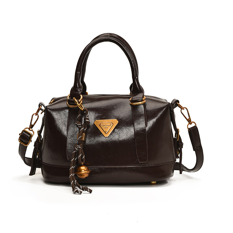 High-end retro commuter handbag for women, 2025 new style popular single-shoulder crossbody bag, casual Boston bag Item Picture