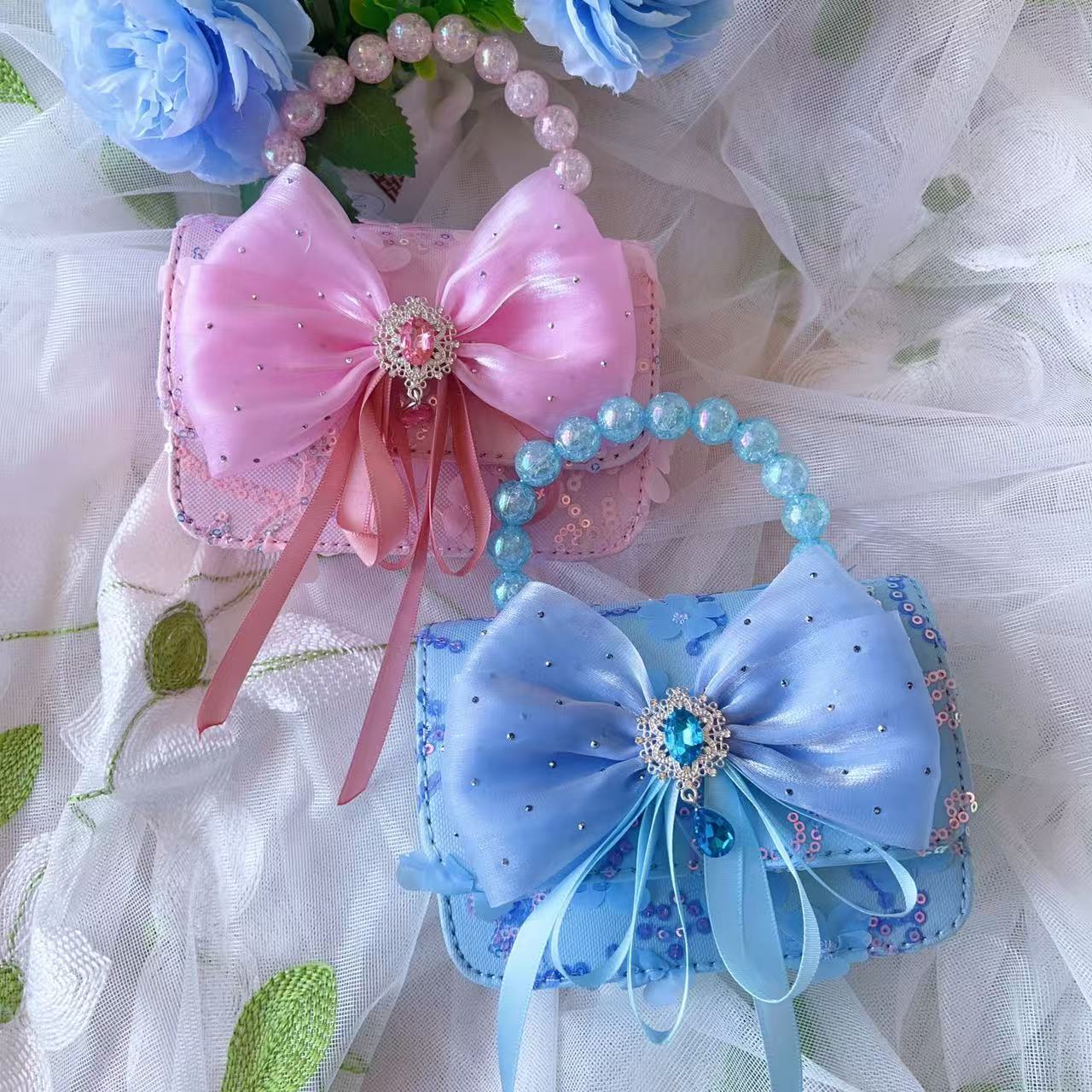 Children's bow bag, summer rose crossbody bag, girl pearl hand-held princess bag, chanel-style coin purse details Picture