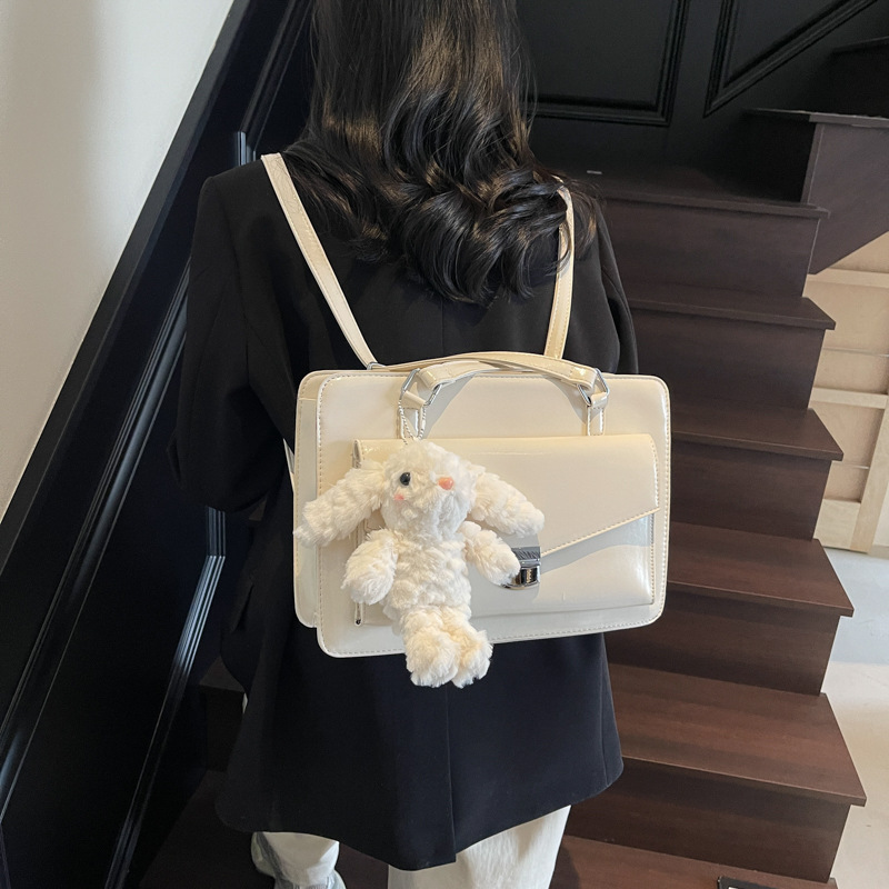 High-end quality, fashionable solid color underarm bag for women, 2025 new large-capacity backpack, stylish and versatile single-shoulder bag details Picture