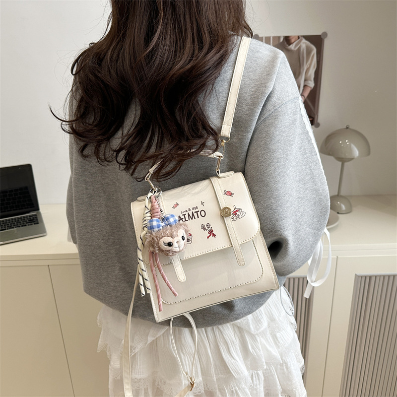 Niche design casual bag 2025 Spring Fashion New Style Trendy texture Ladies' stylish backpack Small square bag Application Scenario
