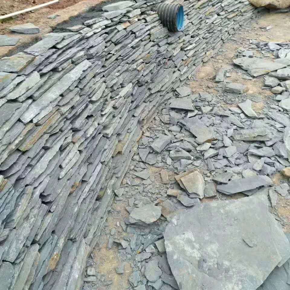Direct sales from the manufacturer of bluestone slabs, including irregular stone slabs, rock fragments, random slabs, garden landscape, retro paving, and random stones Application Scenario