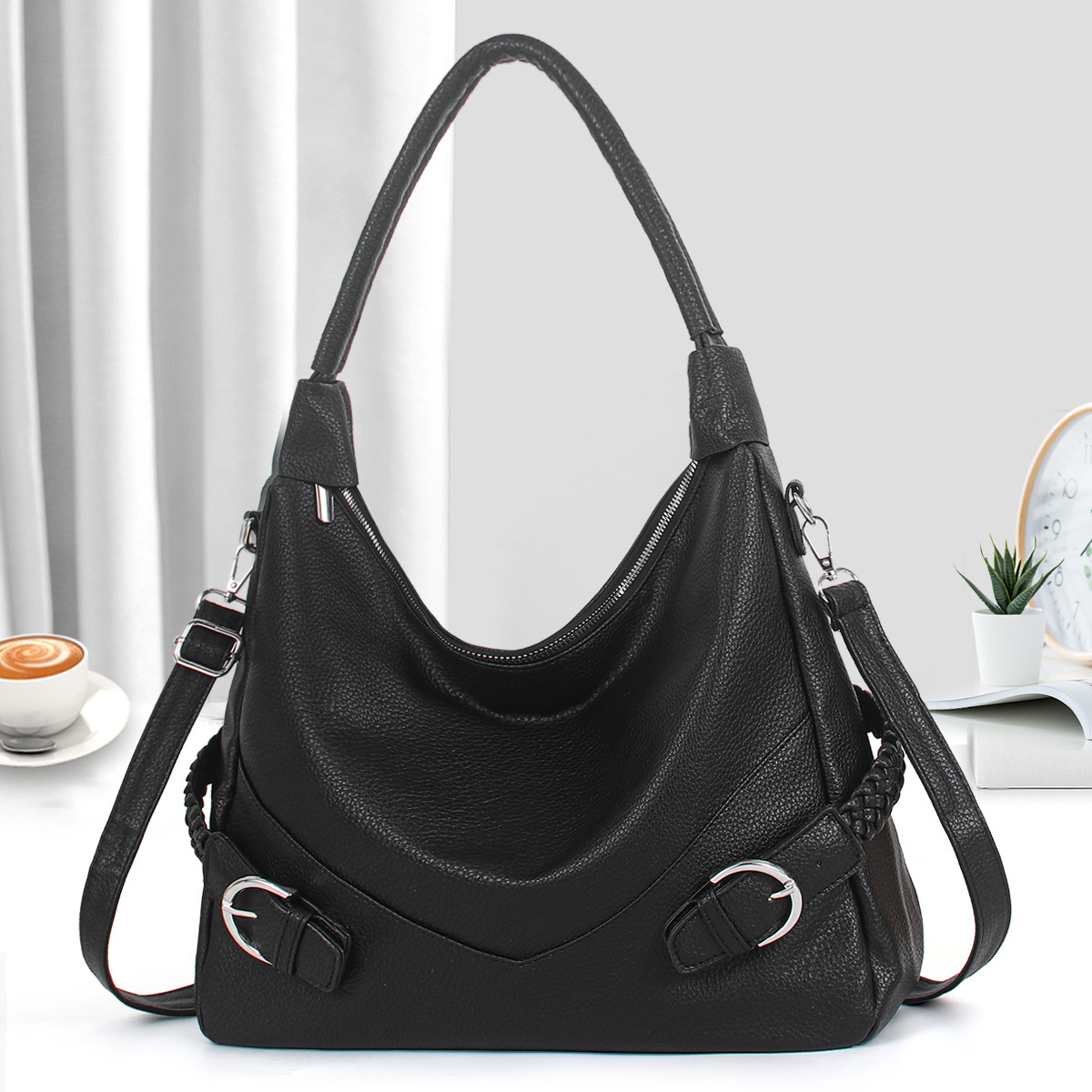 Middle-aged soft leather mom bag, large-capacity handbag, trendy and fashionable women's bag, elegant and versatile, high-end single-shoulder crossbody bag full figure