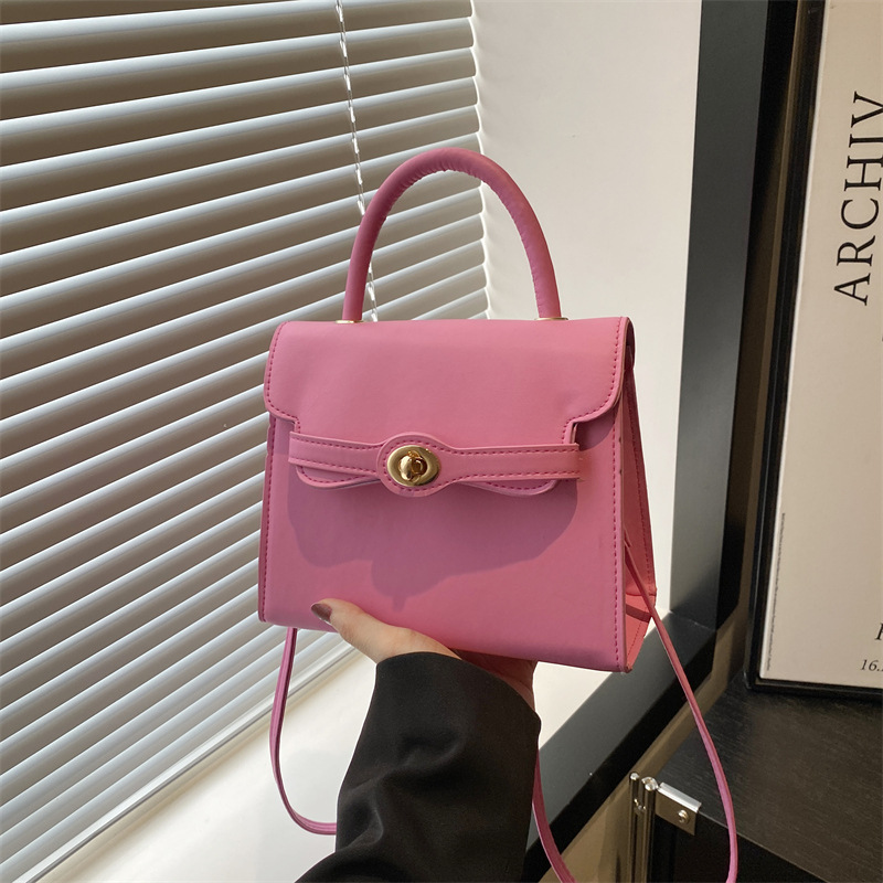 New cross-border high-end fashion handbag, stylish and versatile small square bag, large-capacity commuting single-shoulder crossbody women's bag full figure