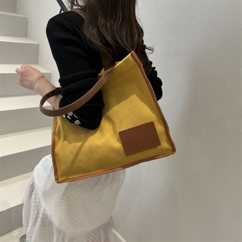 2025 New Korean-style fashionable large-capacity shopping bag tote bag, simple canvas women's bag, casual single-shoulder crossbody bag Specification drawing