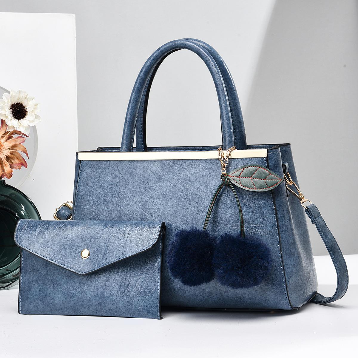 2023 New European and American retro two-piece set, urban simple and casual single-shoulder crossbody handbag, large bag details Picture