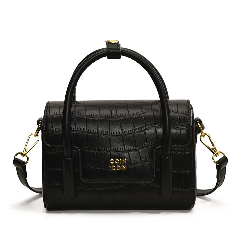 Simple and versatile hand-held small square bag, 2025 new style, high-end and fashionable single-shoulder bag, Korean version niche design crossbody bag Item Picture