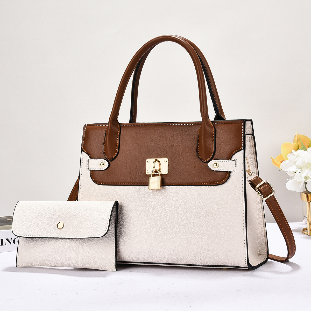 High-end cross-border trendy new style, patchwork fashionable hand-held buns, mother bag patchwork, high appearance level, retro handbag, simple and elegant full figure