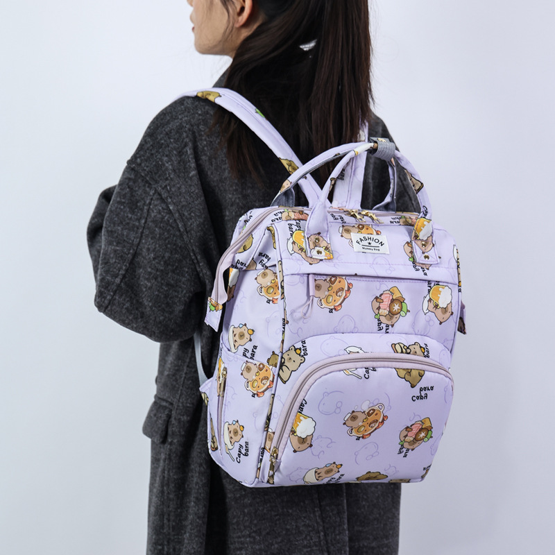 Mummy Bag, a new type of backpack for mothers and babies, features a large capacity for both hands and shoulders, is lightweight, fashionable and multi-functional for taking kids out Specification drawing