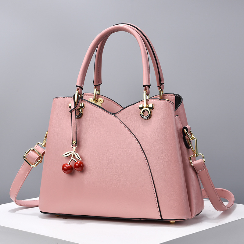 Large-capacity handbag, trendy and fashionable women's bag, fashionable ladies' bag, high-end, elegant and versatile, single-shoulder crossbody bag 2024 Application Scenario